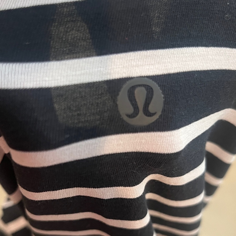 Lululemon Athletica Black and White Striped Long Sleeve Top - Picture 4 of 5